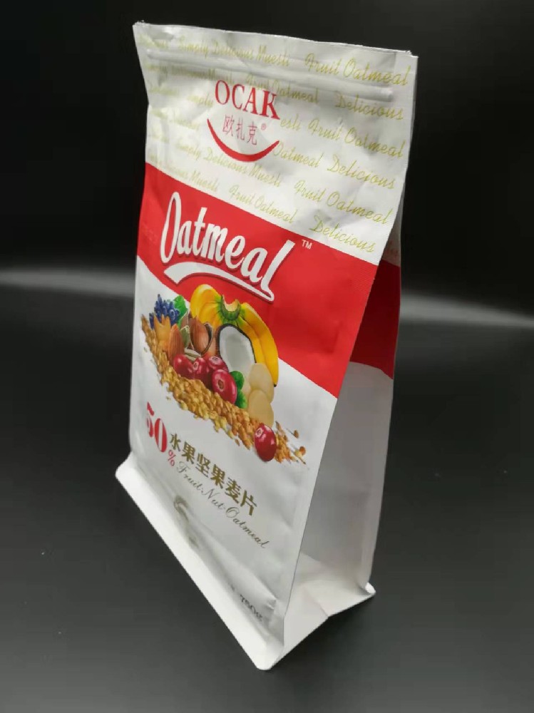 八邊封水果麥片